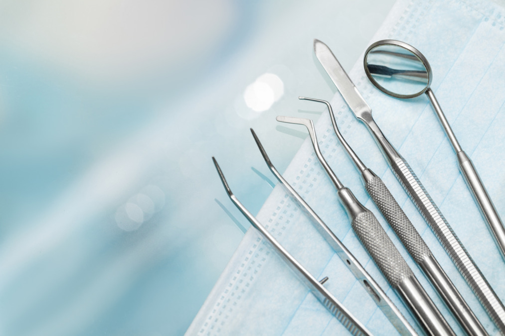 (Dentist job)Dentologie - 1201 N Dearborn St image: