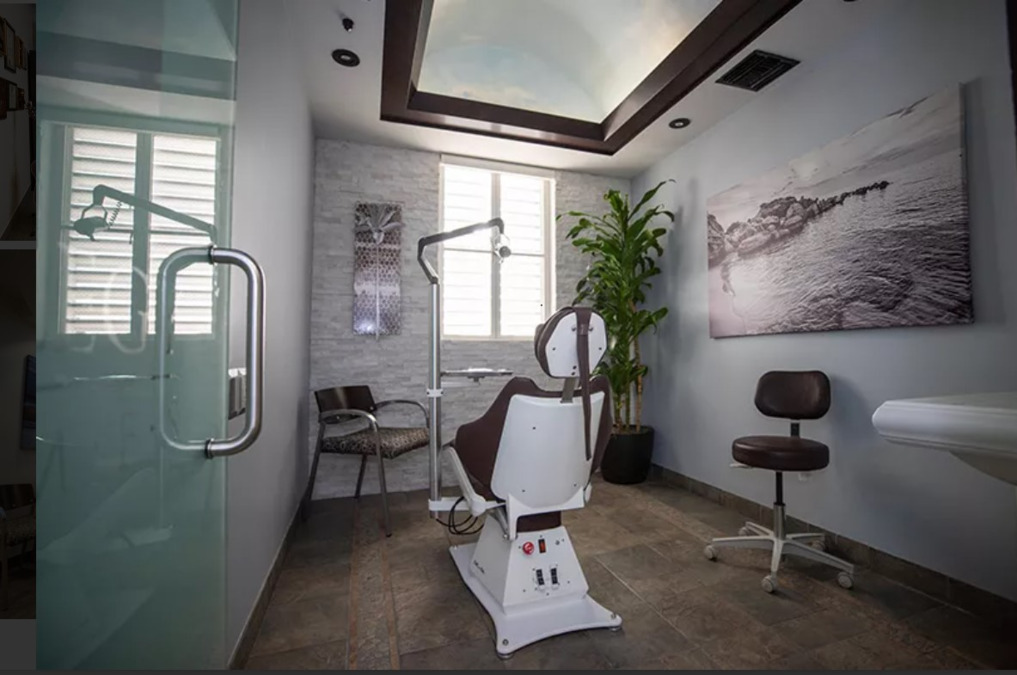 A photo of Silegy Oral and Maxillofacial Surgery(Jobs at Dentist)# 4:We create unique patient experiences.