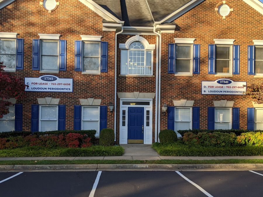 1 of Loudoun Periodontics image：