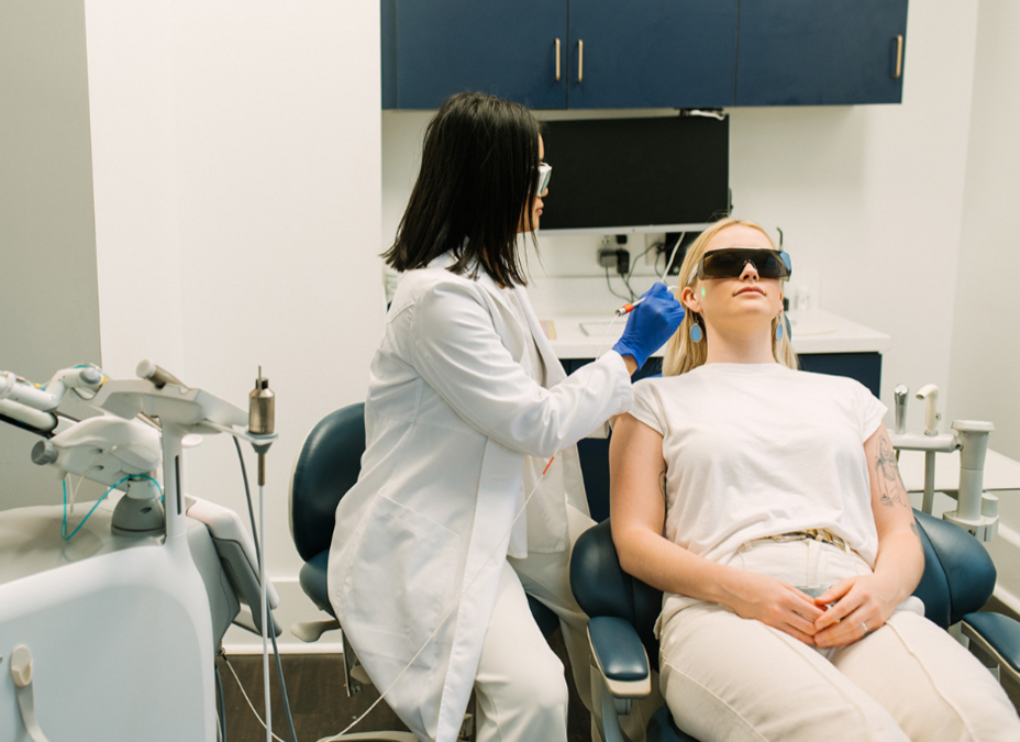 Dentist position at enlightenDENTAL