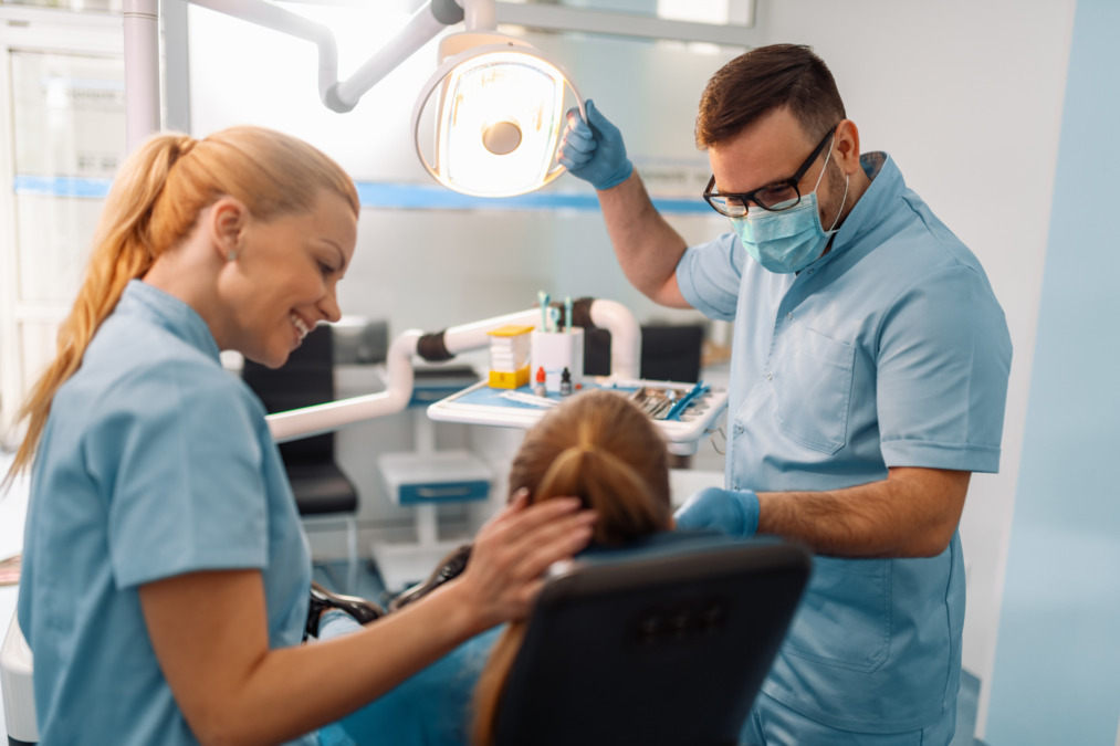 (Dental assistant job)Luxe White Smiles - Glendale image: