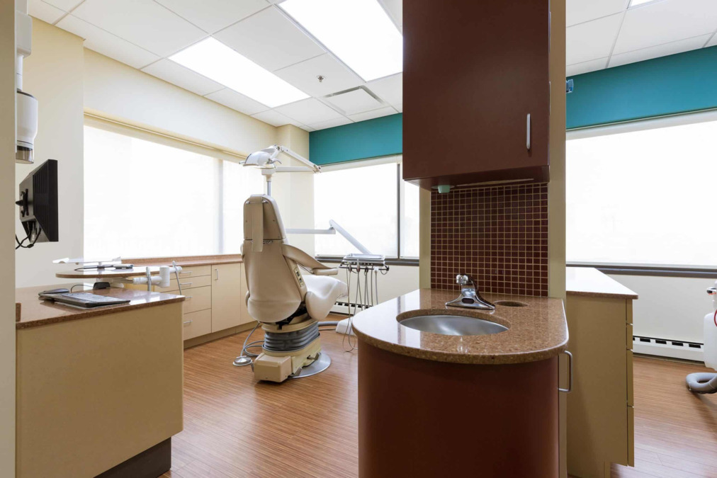 A photo of Webster Dental Care of Evanston（Jobs at Dental hygienist）# 3：