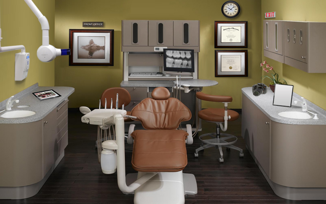 Dr Carmella Mojahedi image: 