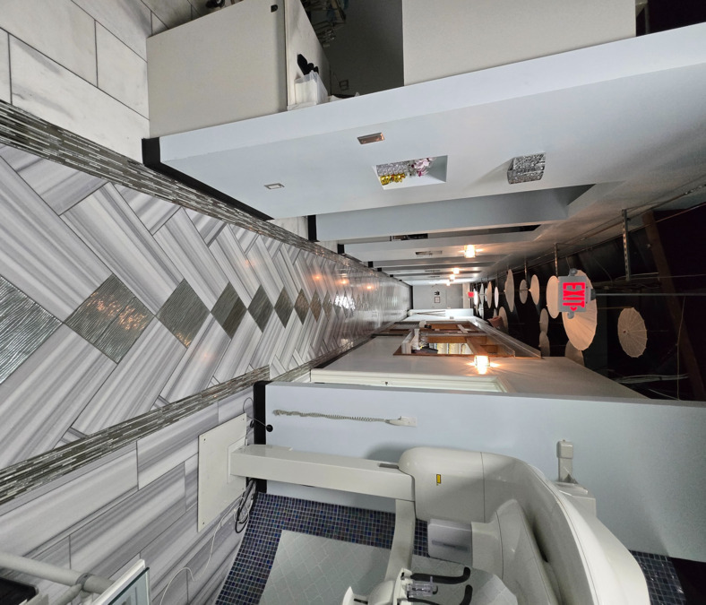 4 of Periodontal Implant Clinic image：