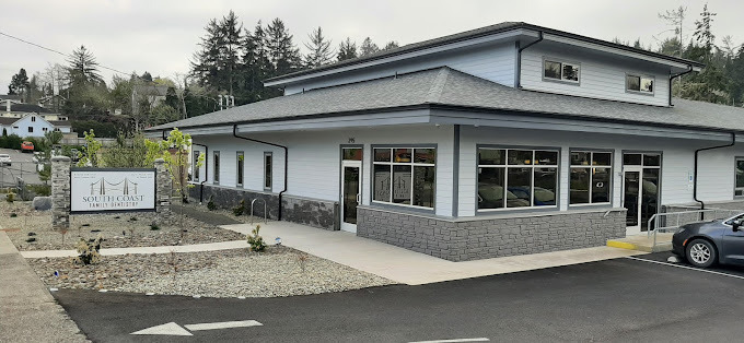 A photo of South Coast Family Dentistry | Coos Bay（Jobs at Dental hygienist）# 3：