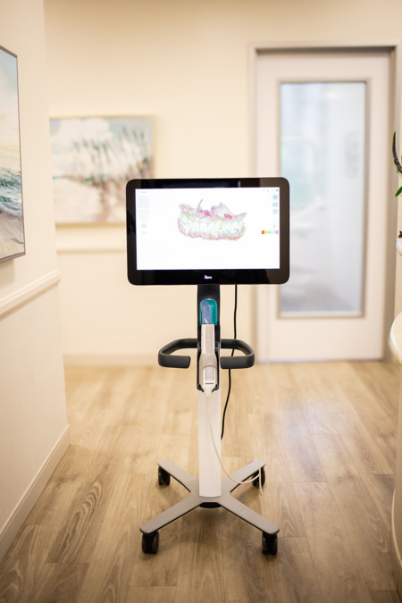 A photo of Laguna Niguel Smiles Dentistry（Jobs at Dental hygienist）# 2：