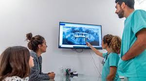 Dentist position at Holmes Endodontics