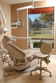 (Dental assistant job)Maurice T. Lindly, D.D.S. image: